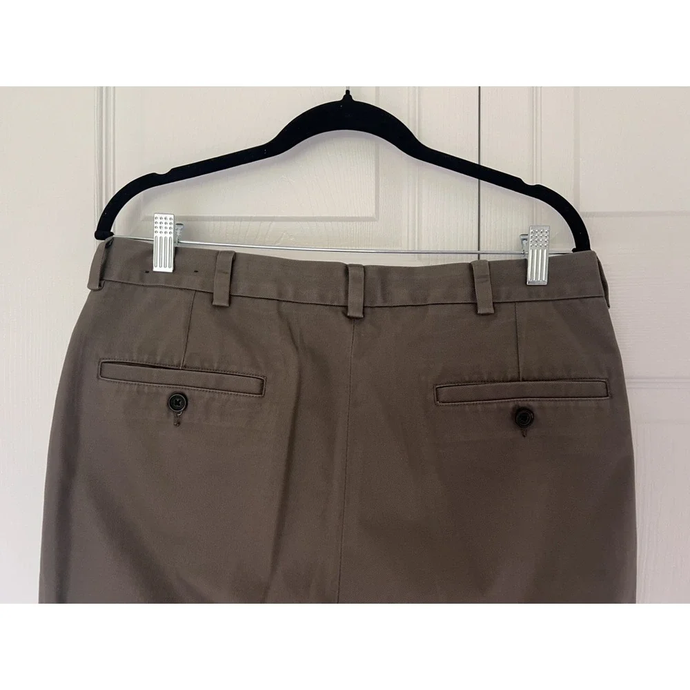 Brooks Brothers Advantage Chino Clark Pants 34W/32L 100% Cotton in Grey/Taupe